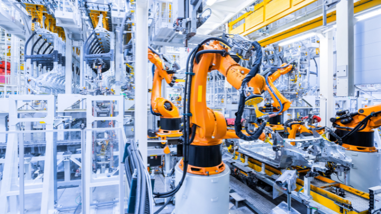 How Web Applications Boost Efficiency and Drive Innovation in Manufacturing